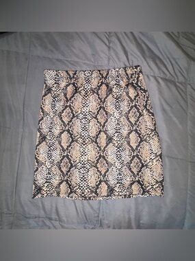 Cheryl Creations Snake Print Mini Skirt NWT M